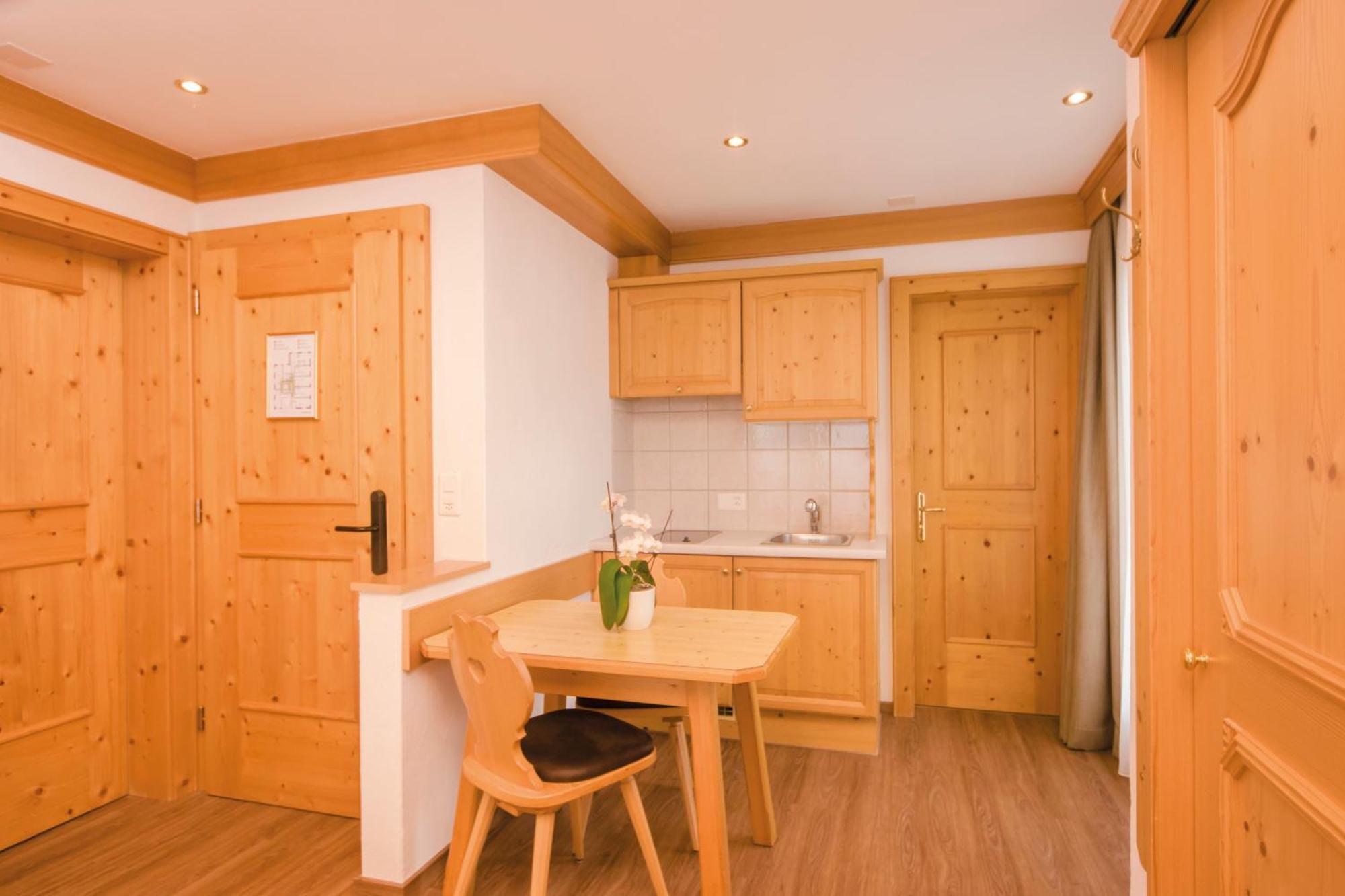 Waldpark Hotel Garni Samnaun Room photo