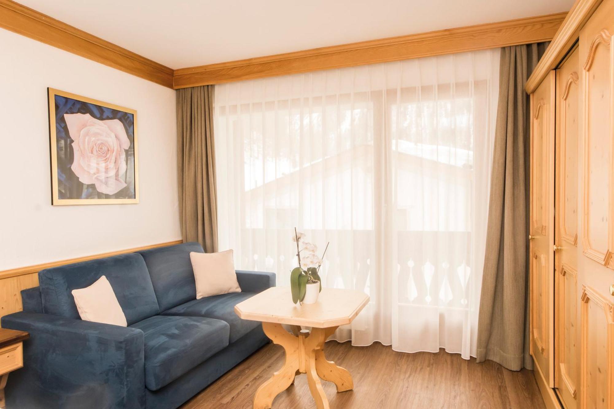 Waldpark Hotel Garni Samnaun Room photo