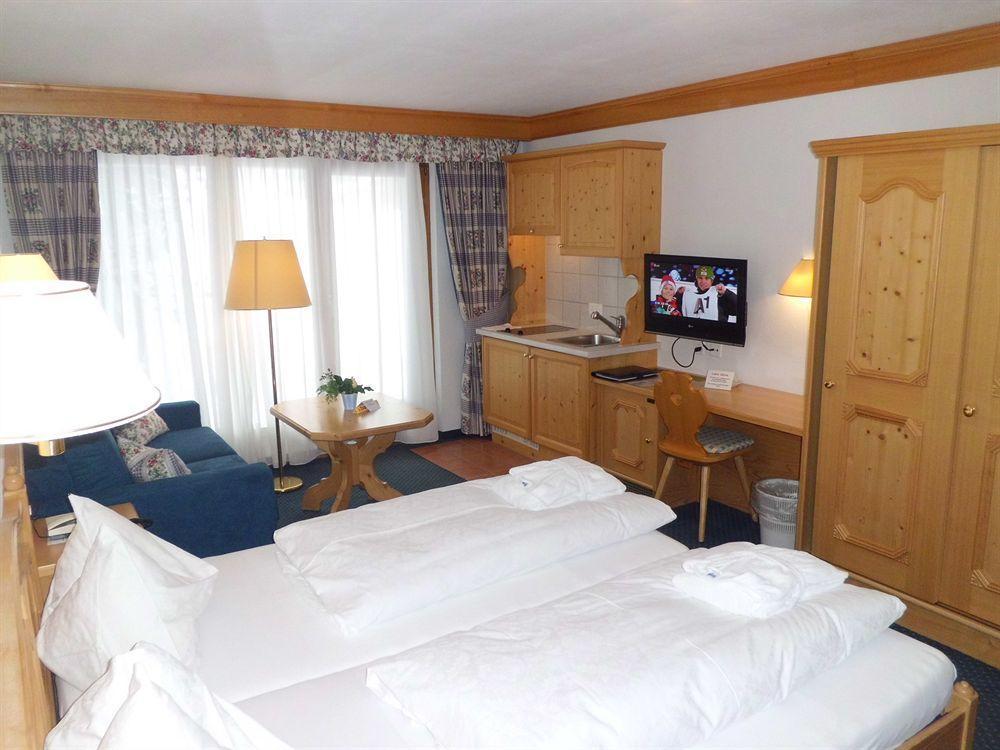 Waldpark Hotel Garni Samnaun Exterior photo