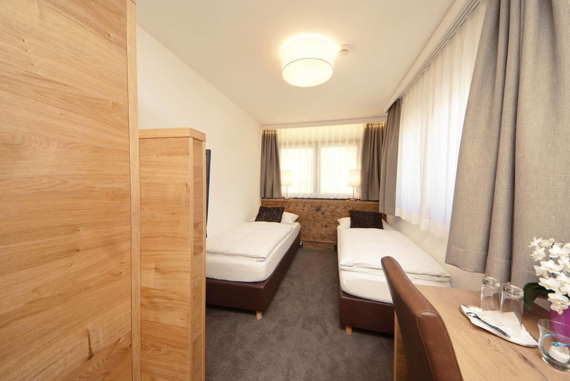 Waldpark Hotel Garni Samnaun Exterior photo