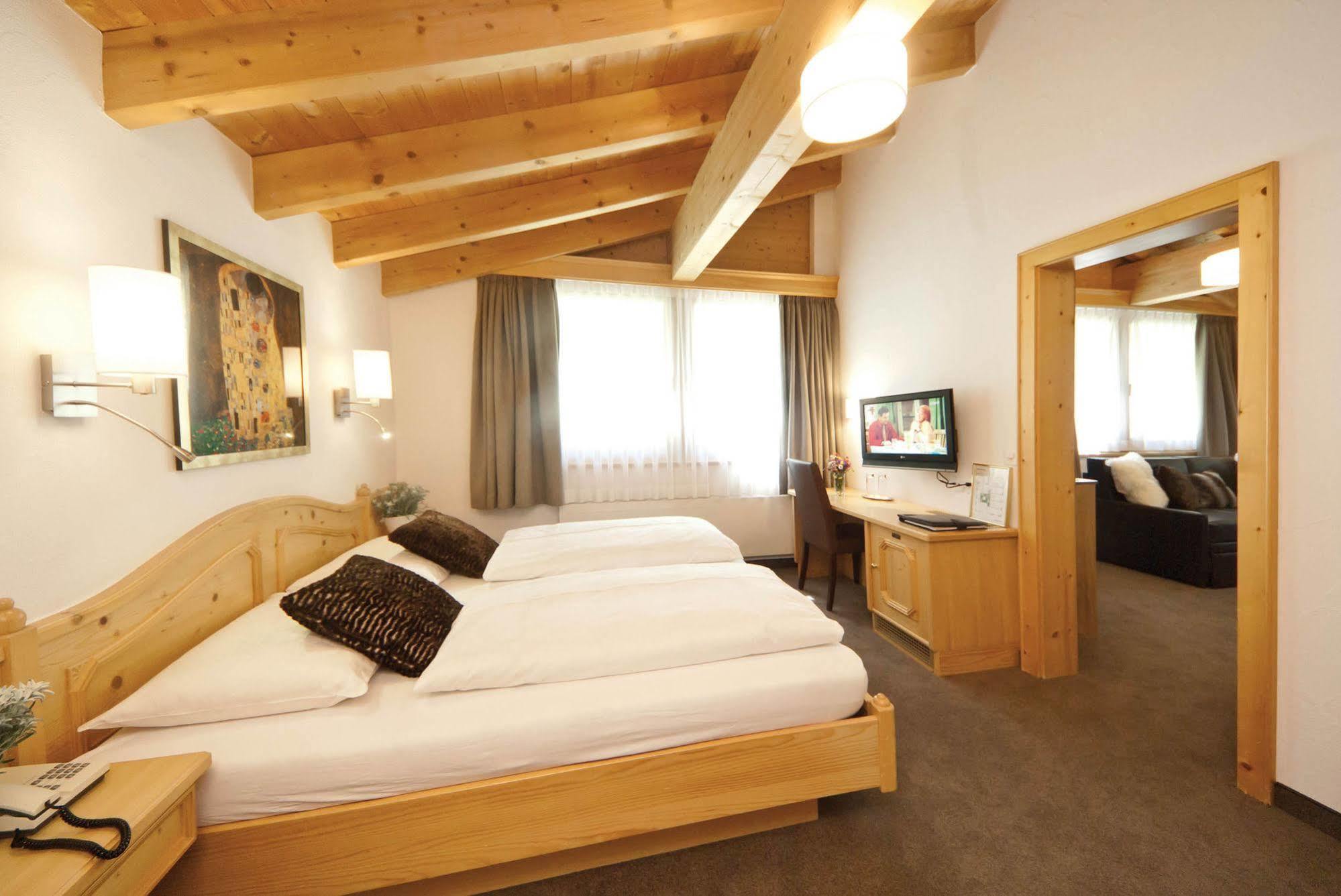 Waldpark Hotel Garni Samnaun Exterior photo