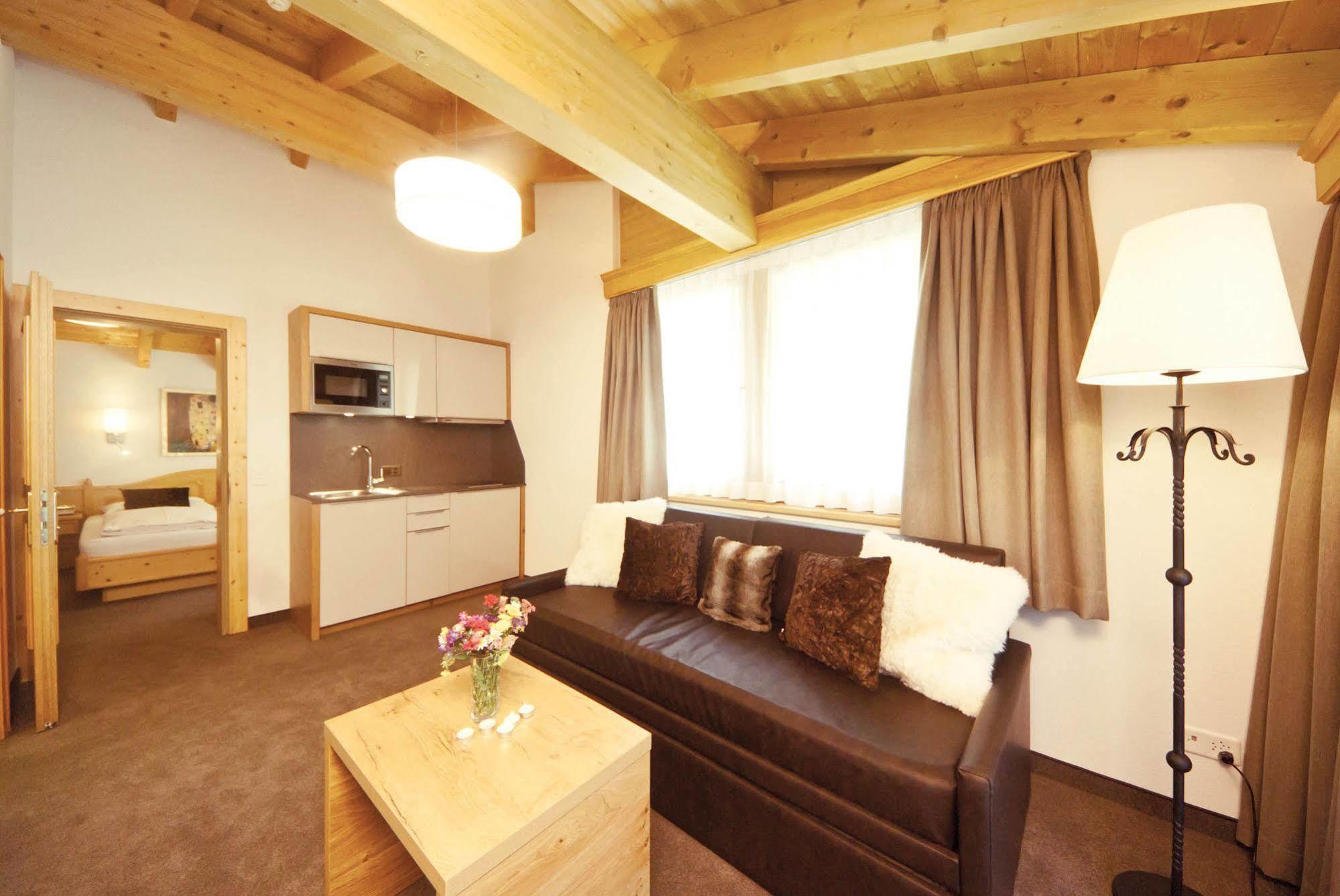 Waldpark Hotel Garni Samnaun Exterior photo